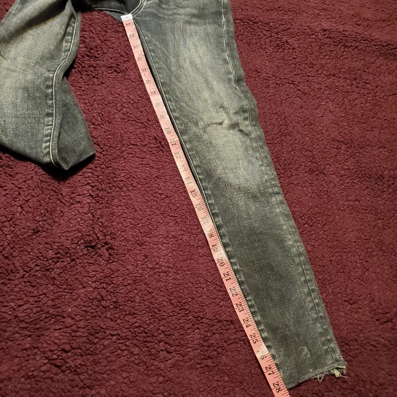 R13 Alison Skinny Distressed Black Wash Raw Hem Women Size 24 (25"wX28.5"l) - Picture 13 of 13